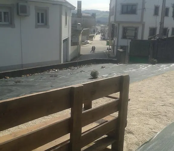 بيت شباب Casa Do Marabillas *