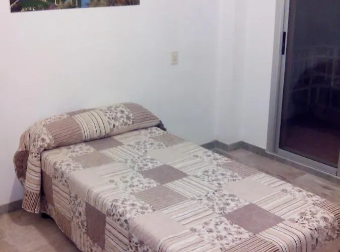 Casa Do Marabillas Hostel